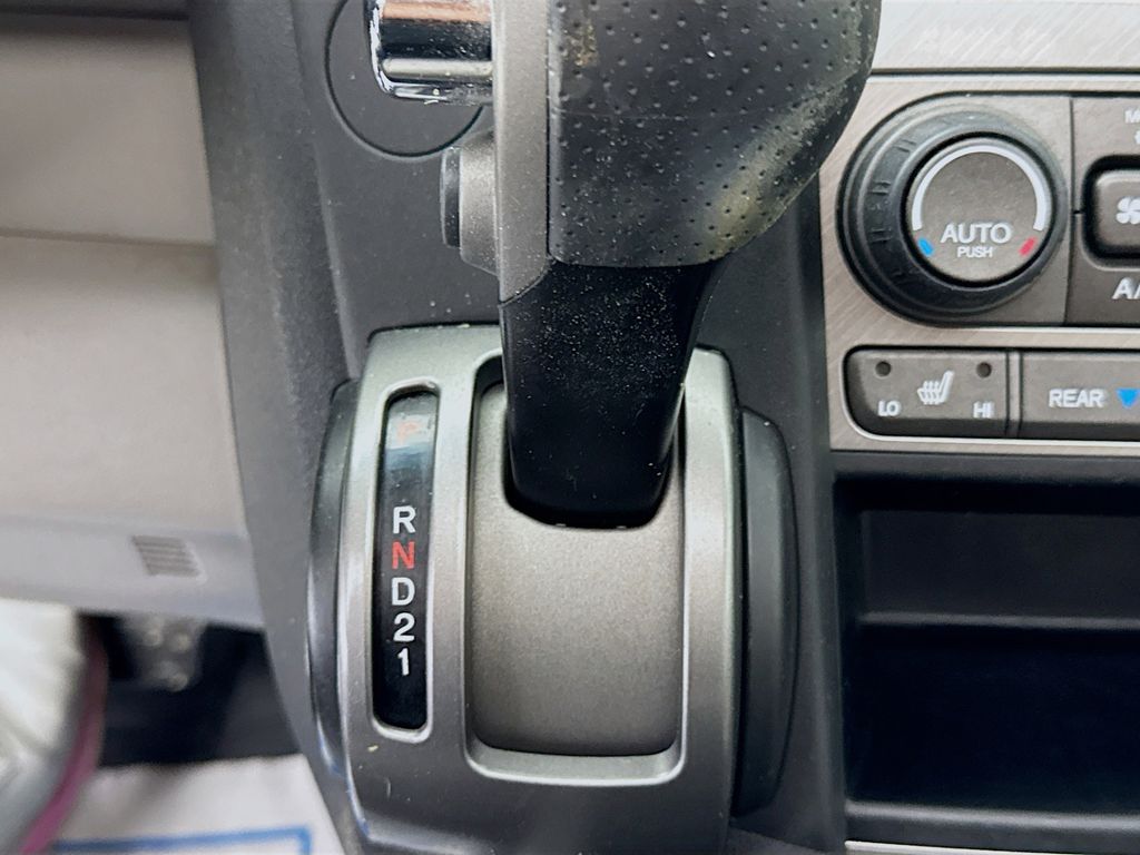 Used Car 2012 Honda Pilot  Touring For Sale Under $12,000 In Austin, Texas
