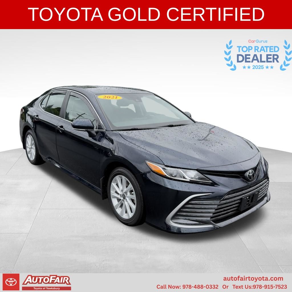 Teal (Aqua) 2021 Toyota Camry Sedan Front-Wheel Drive 8-Speed Automatic