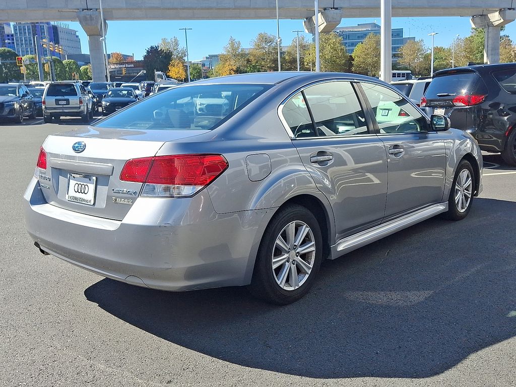 Thumbnail: 2011 Subaru Legacy - 4