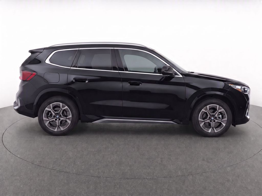 Thumbnail: 2025 BMW X1 - 6