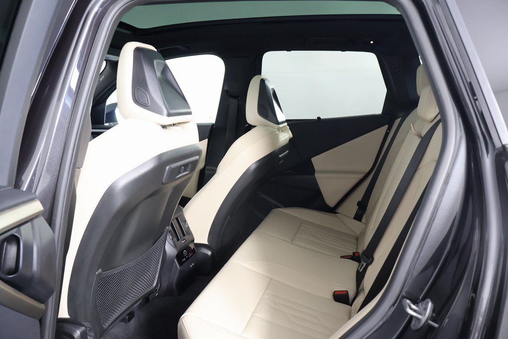 Thumbnail: 2025 BMW X3 - 8