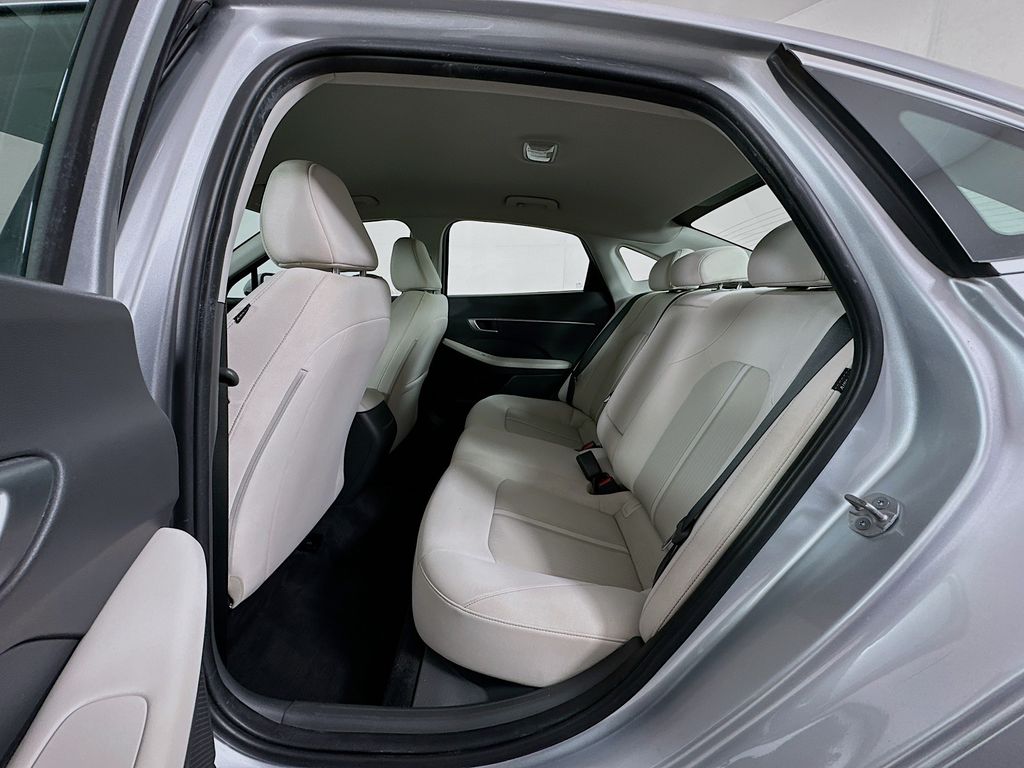 Thumbnail: 2024 Hyundai Sonata - 24