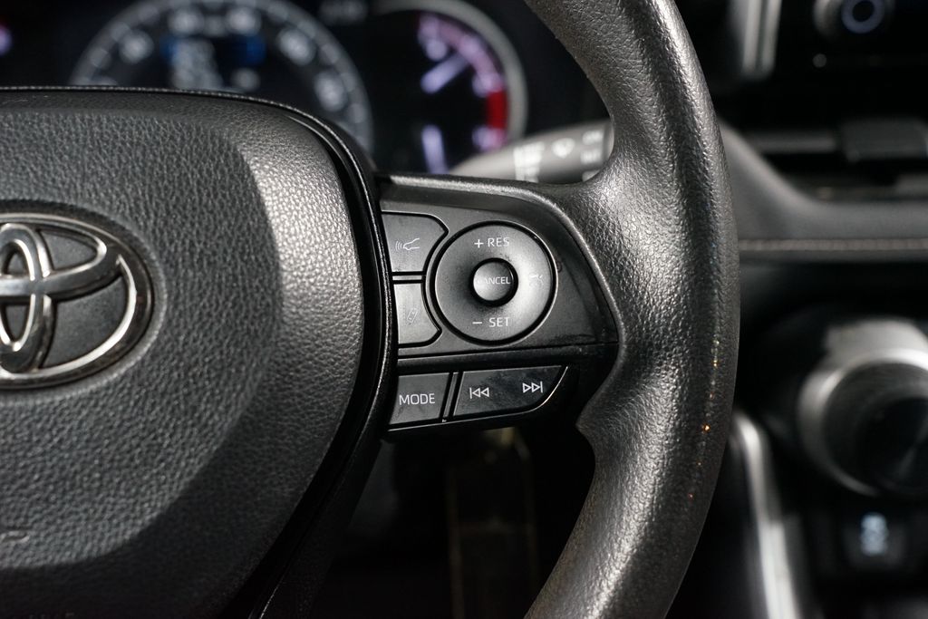 Thumbnail: 2023 Toyota RAV4 - 13