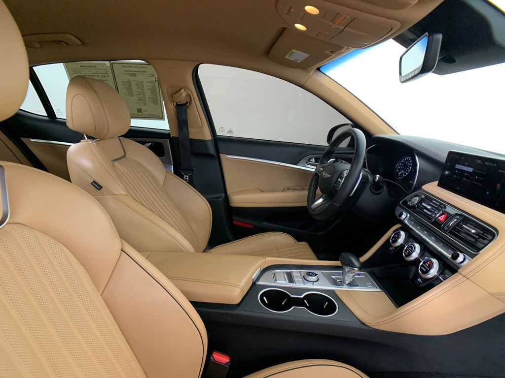 2022 Genesis G70 3.3T 25