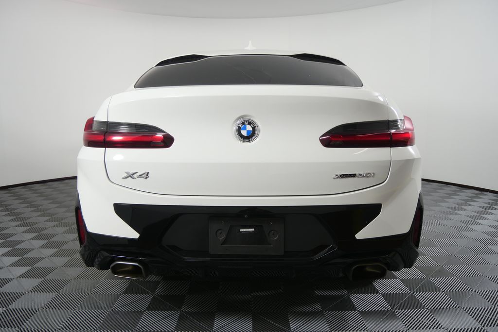 Thumbnail: 2022 BMW X4 - 4