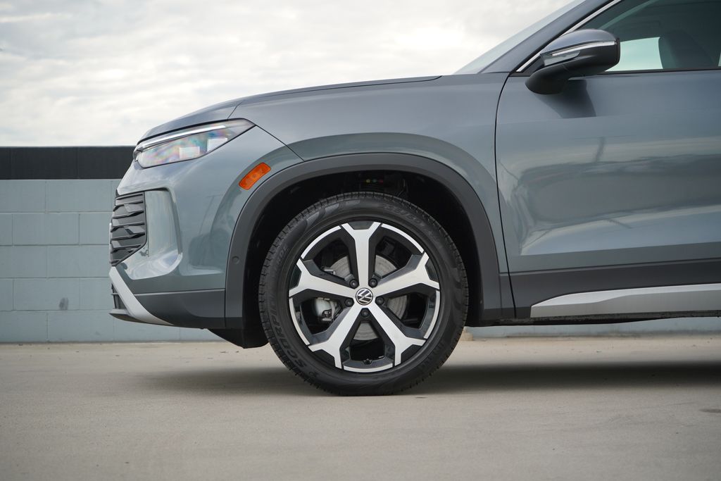 Thumbnail: 2026 Volkswagen Tiguan - 2