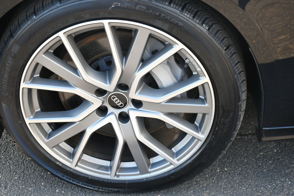 Thumbnail: 2023 Audi A6 - 14