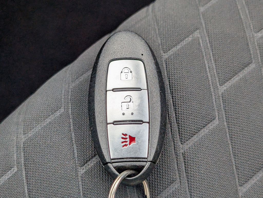 Used 2021 Nissan Kicks SUV