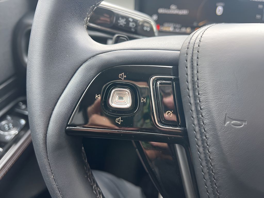 Used Car 2023 Lincoln Aviator  Standard For Sale Under $50,000 In Austin, Texas