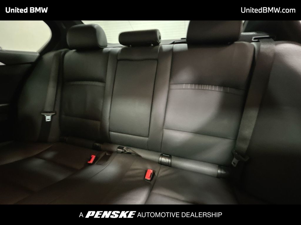 Thumbnail: 2014 BMW 5 Series - 21