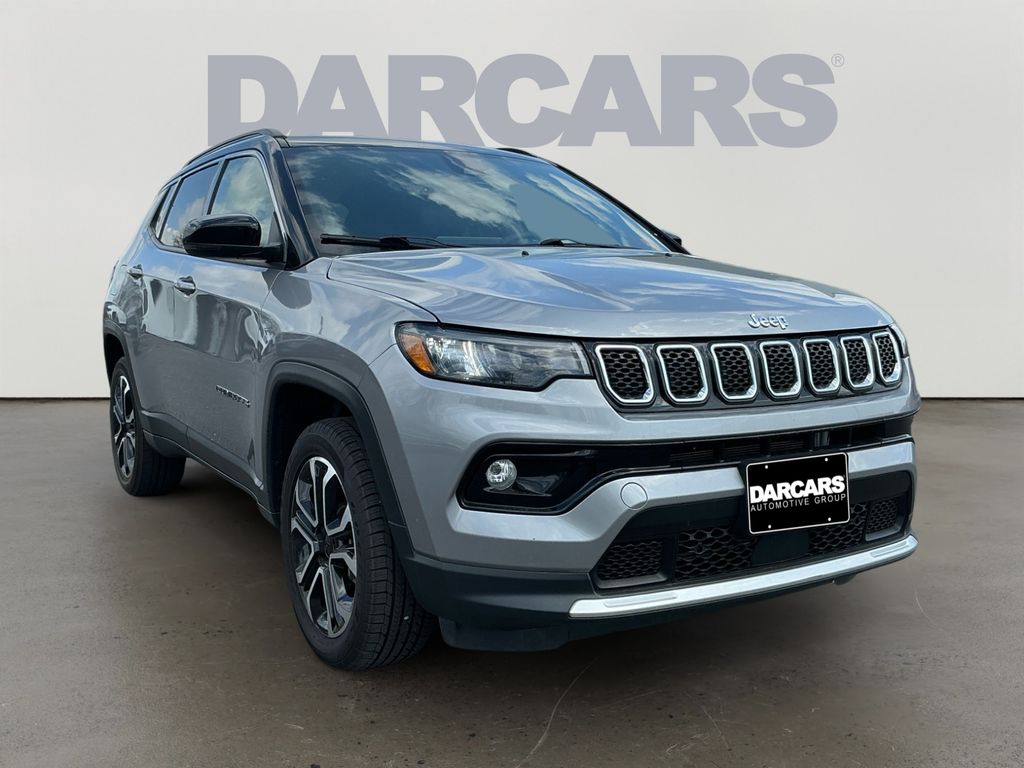 Billet Silver Metallic Clearcoat 2023 Jeep Compass Limited 4WD SUV / Crossover Four-Wheel Drive 8-Speed Automatic