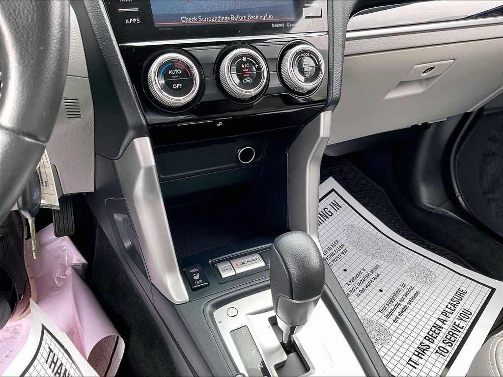 2017 Subaru Forester — photo 26