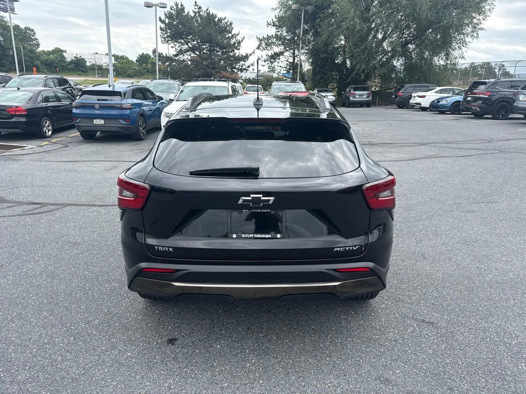 2025 Chevrolet Trax ACTIV Black at Klick Lewis Buick Chevrolet