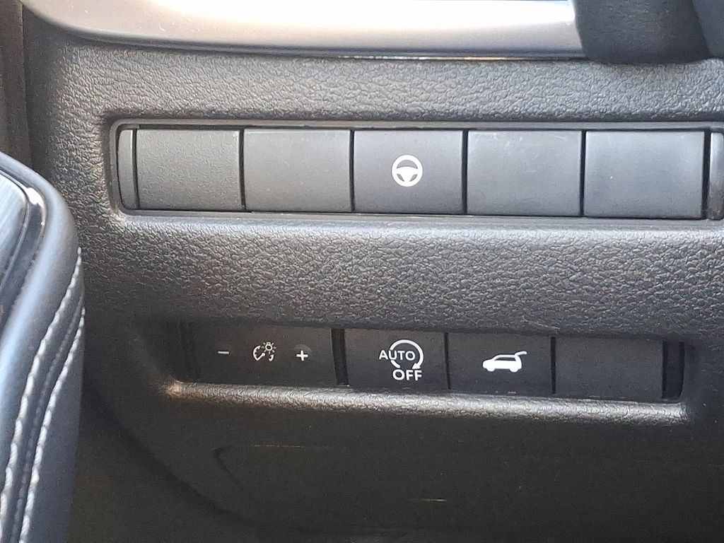 Thumbnail: 2023 Nissan Rogue - 24