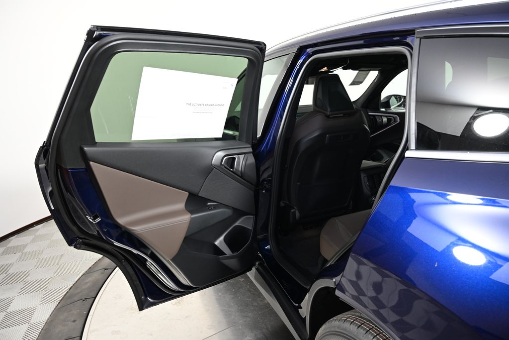 Thumbnail: 2026 BMW X3 - 23