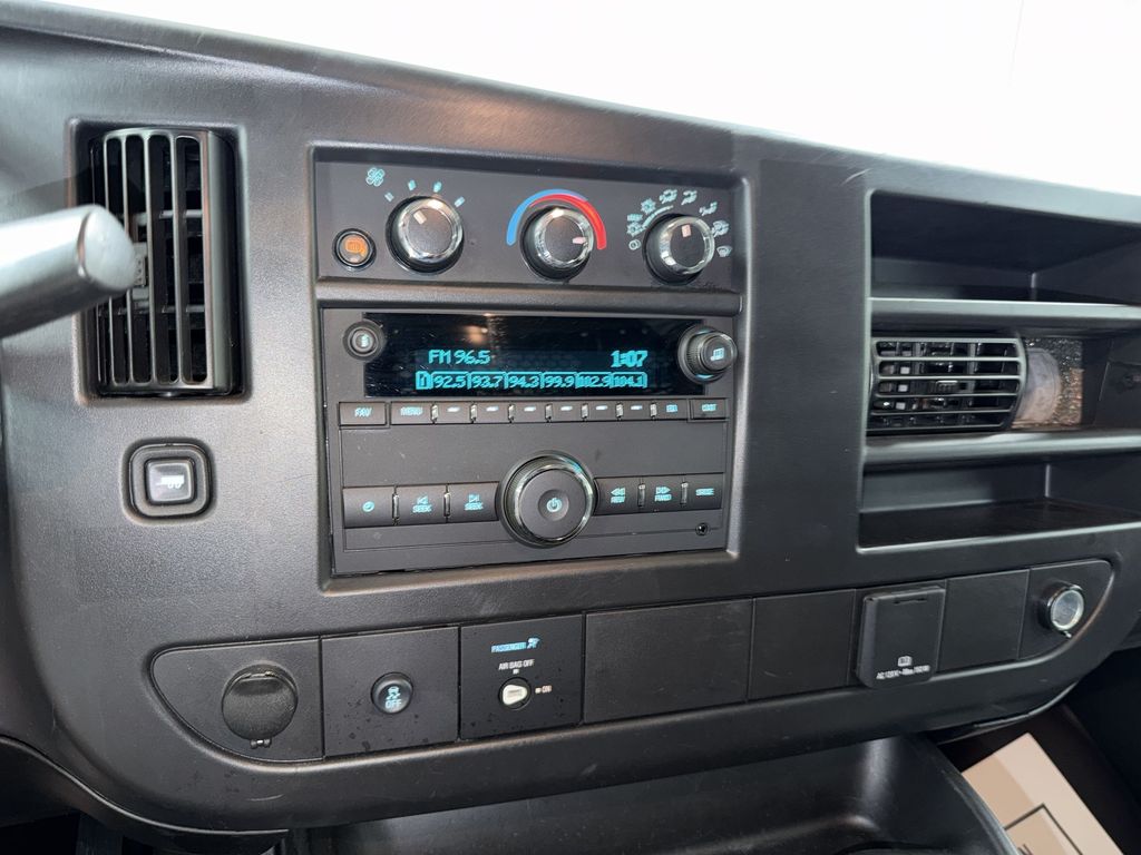 Used 2025 GMC Savana 2500 Van