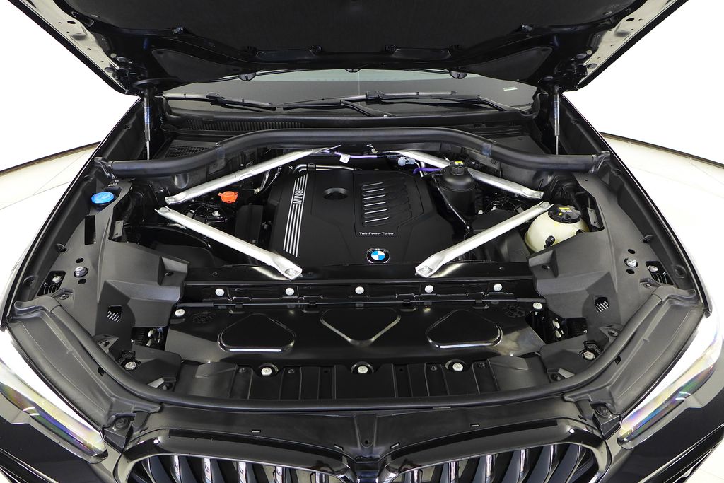 Thumbnail: 2023 BMW X6 - 6