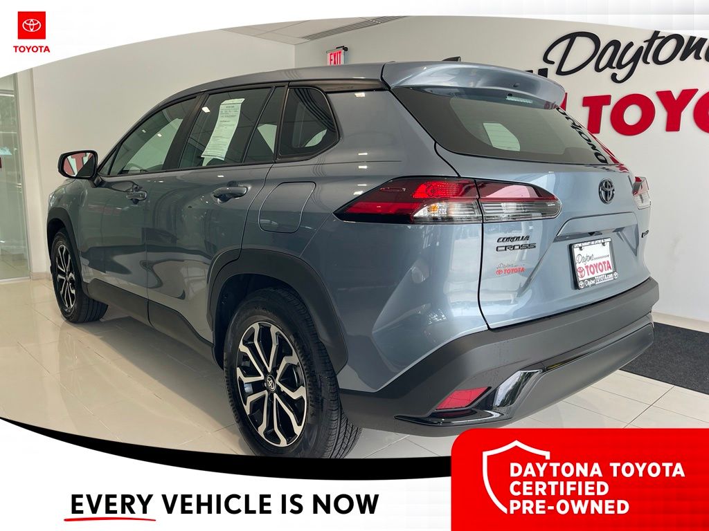 2026 Toyota Corolla Cross S - Photo 11