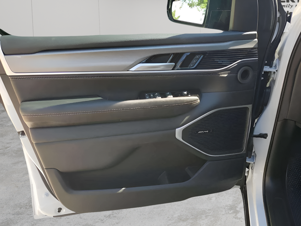 New Car 2025 Jeep Wagoneer  Base For Sale Under $70,000 In Austin, Texas