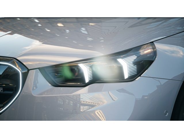 Thumbnail: 2026 BMW M5 - 6