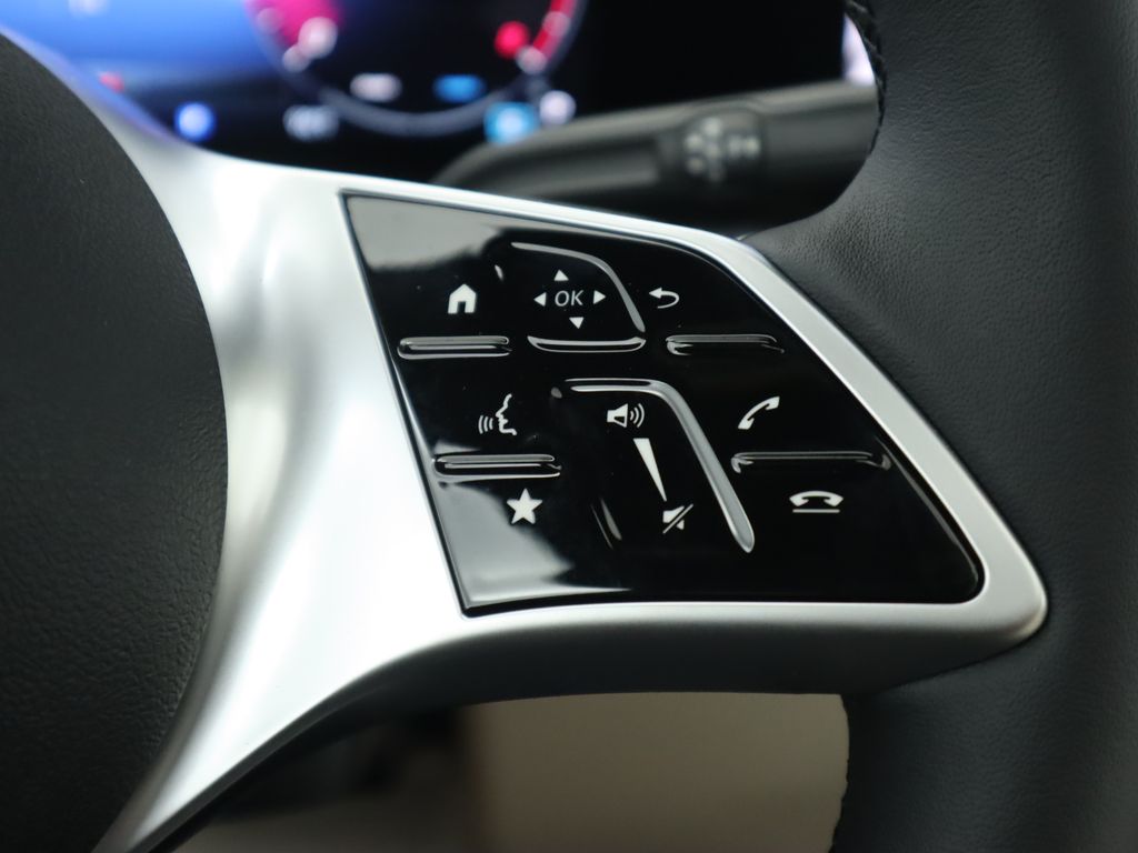 Thumbnail: 2026 Mercedes-Benz GLB - 13