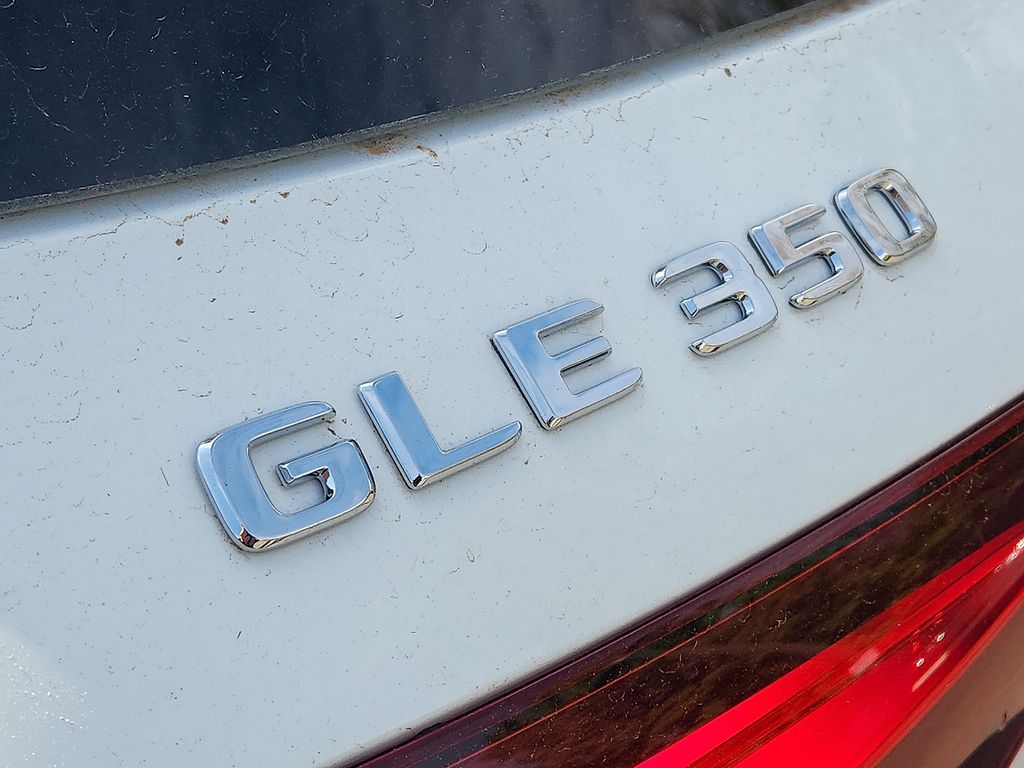 Thumbnail: 2026 Mercedes-Benz GLE - 18