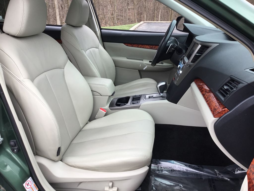 Thumbnail: 2012 Subaru Outback - 13