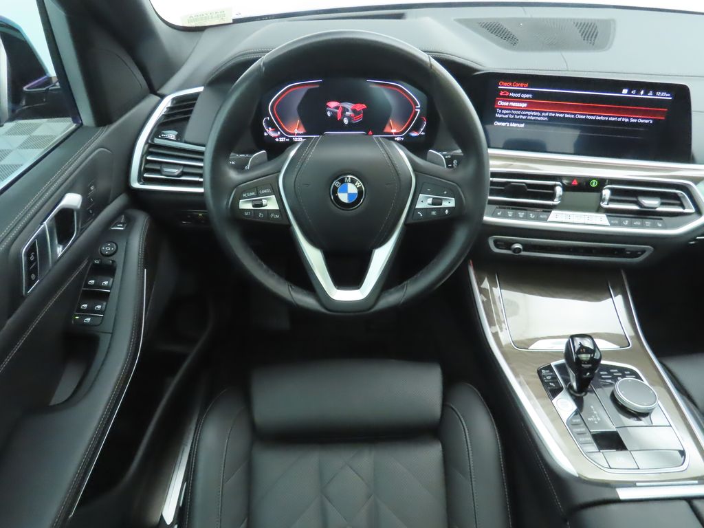 Thumbnail: 2023 BMW X5 - 10