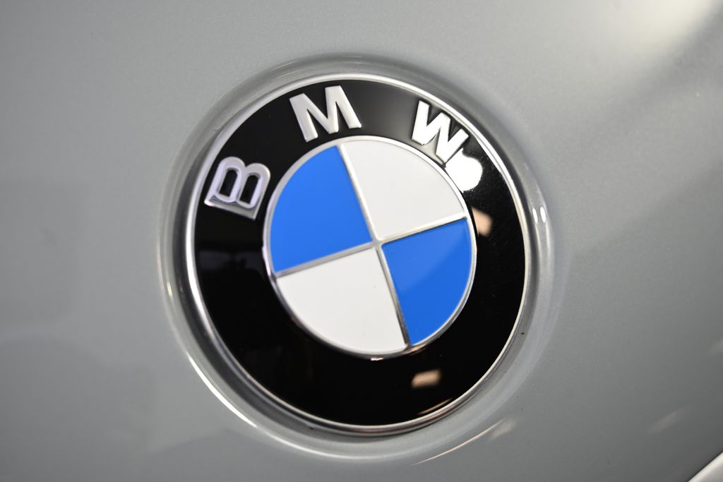Thumbnail: 2025 BMW X5 - 14