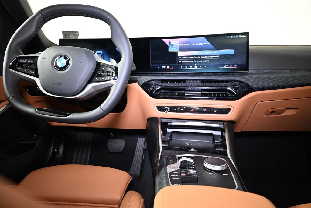 Thumbnail: 2025 BMW 3 Series - 16