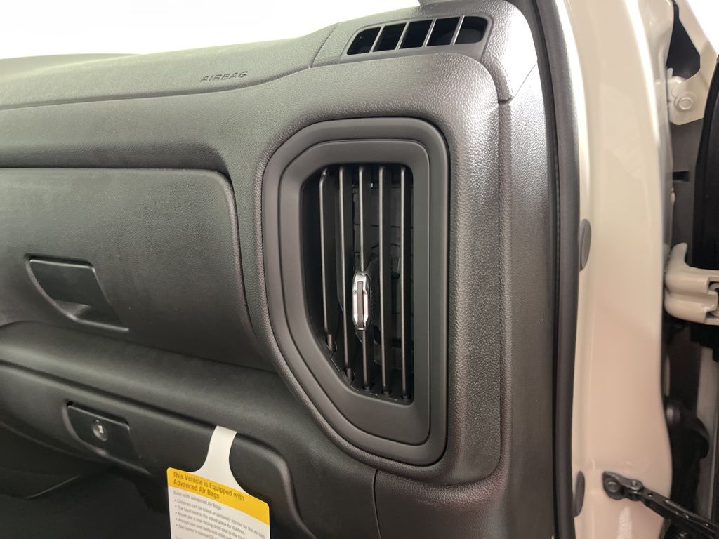 Thumbnail: 2026 Chevrolet Silverado 2500 - 13