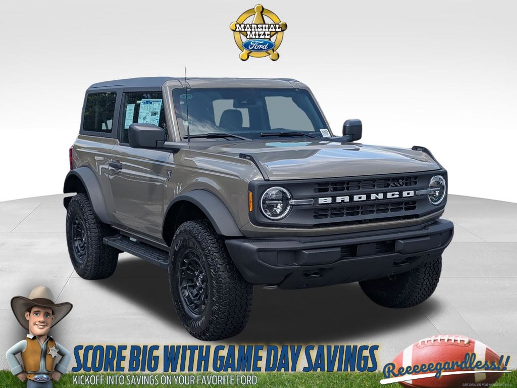 Marsh Gray 2026 Ford Bronco SUV / Crossover Four-Wheel Drive Automatic