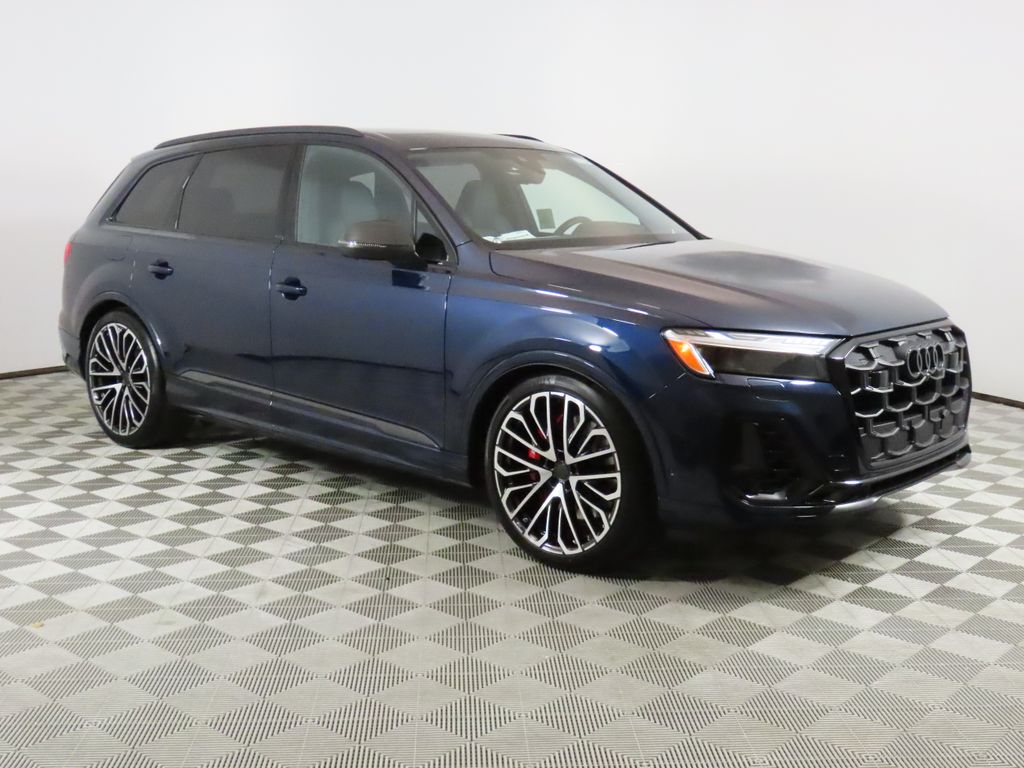 Thumbnail: 2026 Audi SQ7 - 7