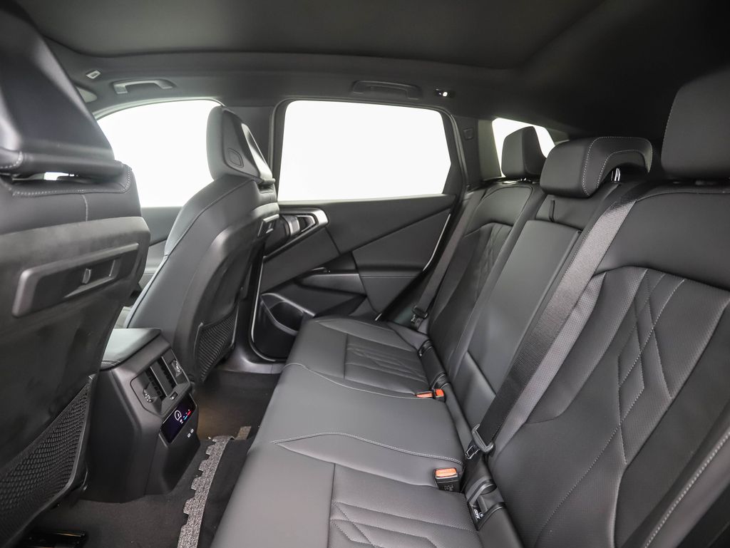 Thumbnail: 2026 BMW X3 - 23