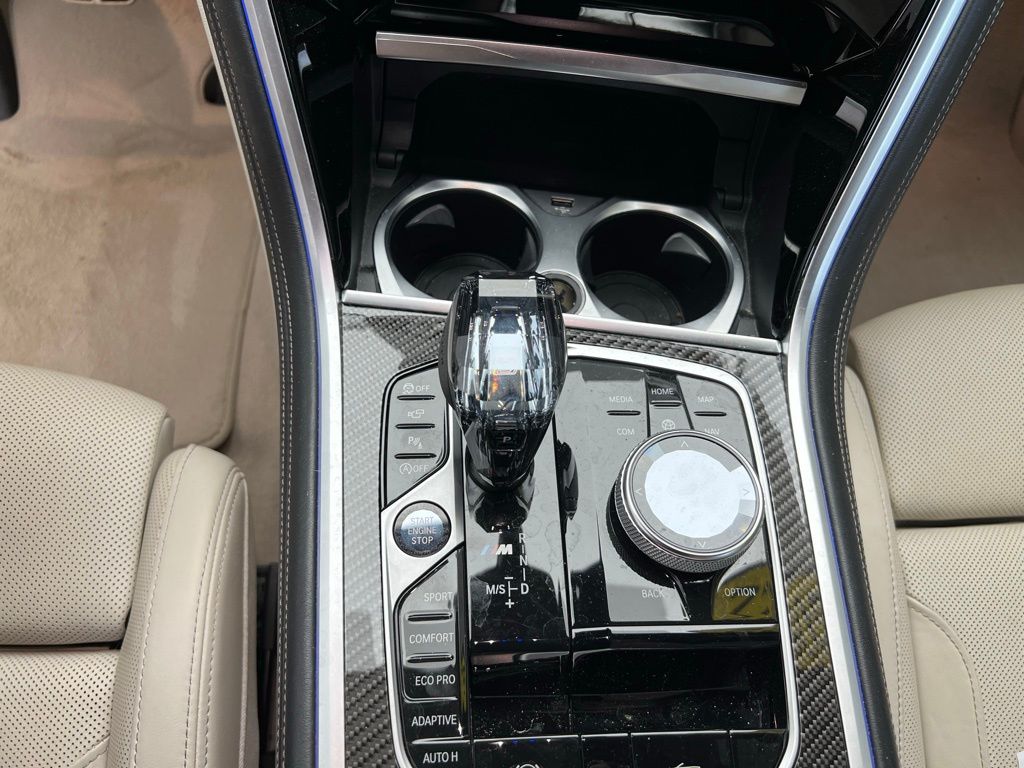 2022 BMW 8 Series M850i xDrive 17
