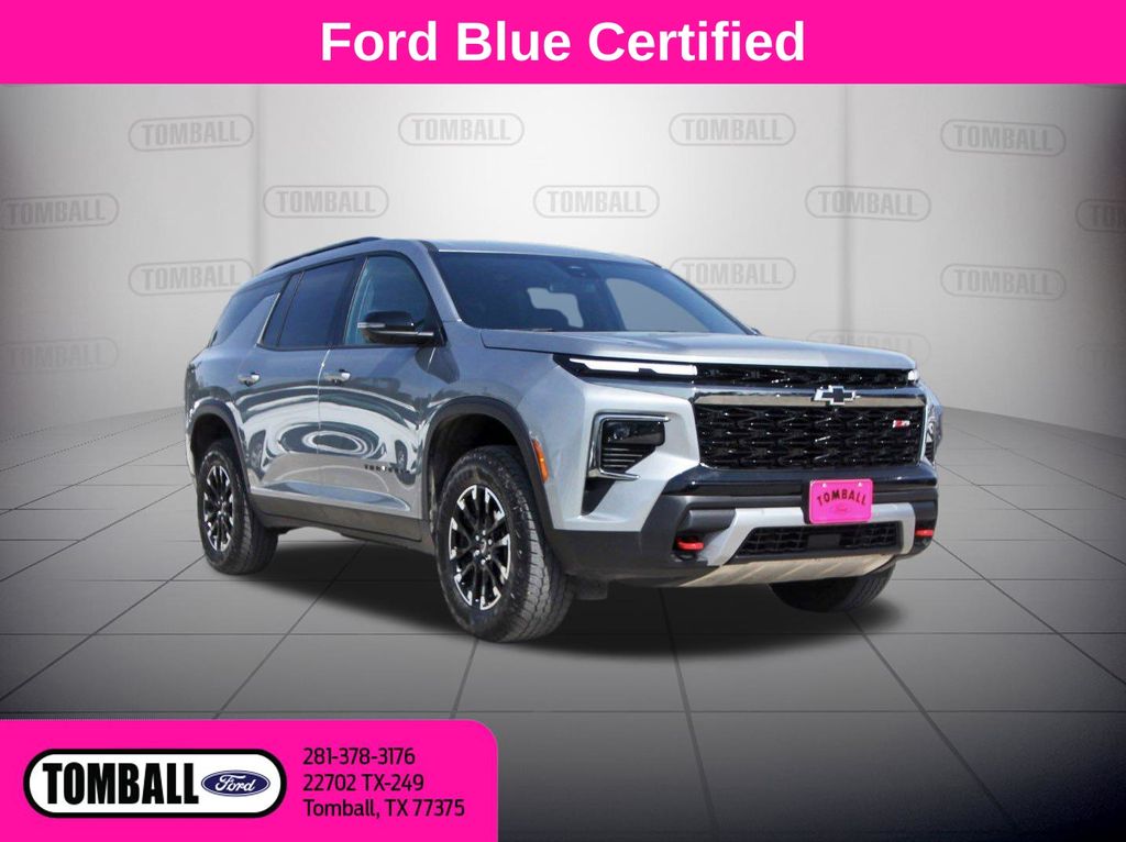 Sterling Gray Metallic 2024 Chevrolet Traverse SUV / Crossover Four-Wheel Drive 8-Speed Automatic