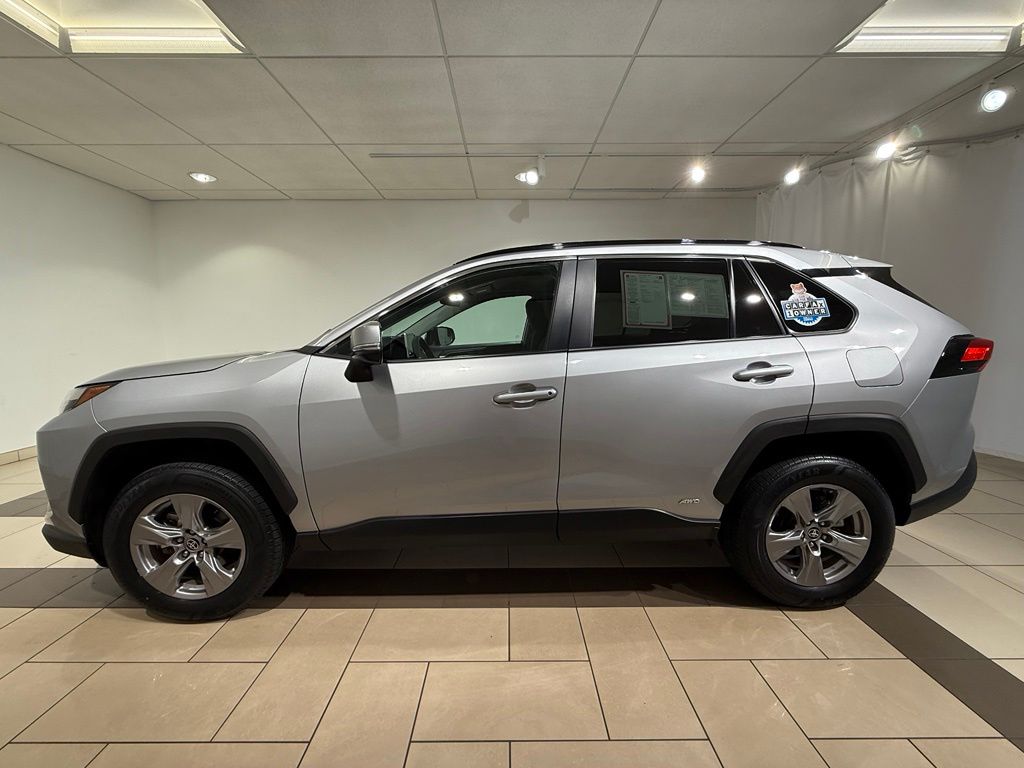 Thumbnail: 2025 Toyota RAV4 - 2