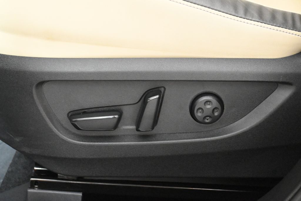 Thumbnail: 2022 INFINITI QX50 - 29