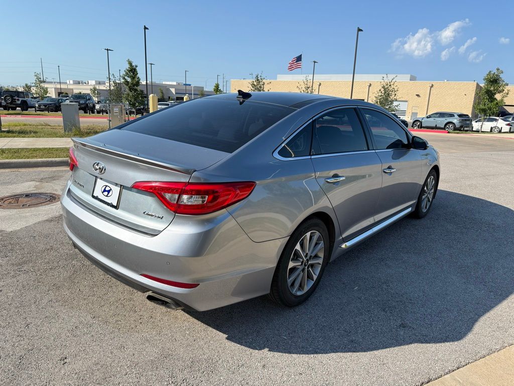 Thumbnail: 2016 Hyundai Sonata - 5