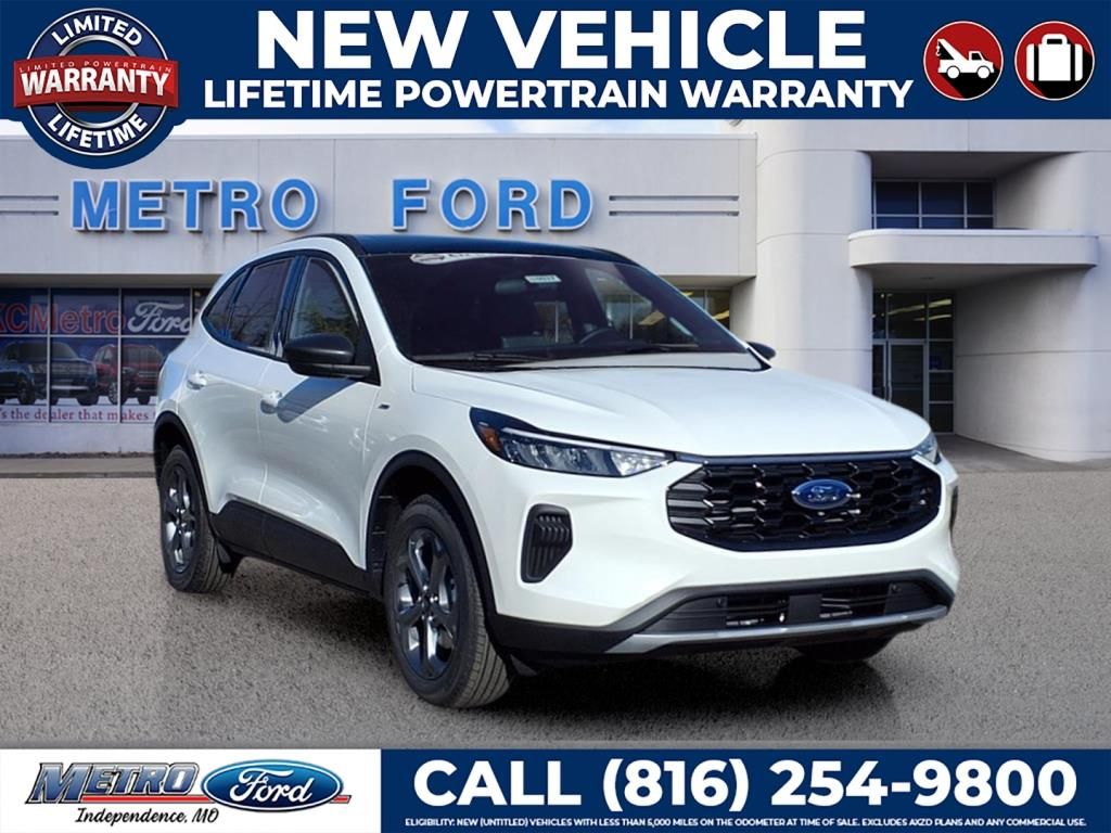 Star White Metallic Tri-Coat 2026 Ford Escape SUV / Crossover All-Wheel Drive 8-Speed Automatic