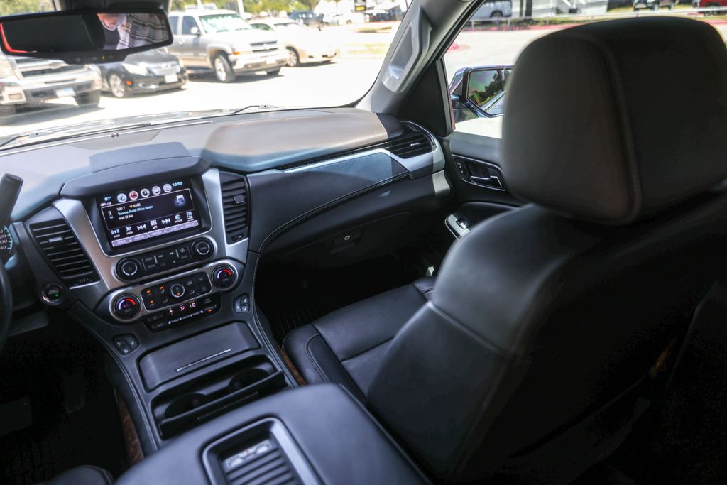 Used 2019 Gray Chevrolet Premier image 31
