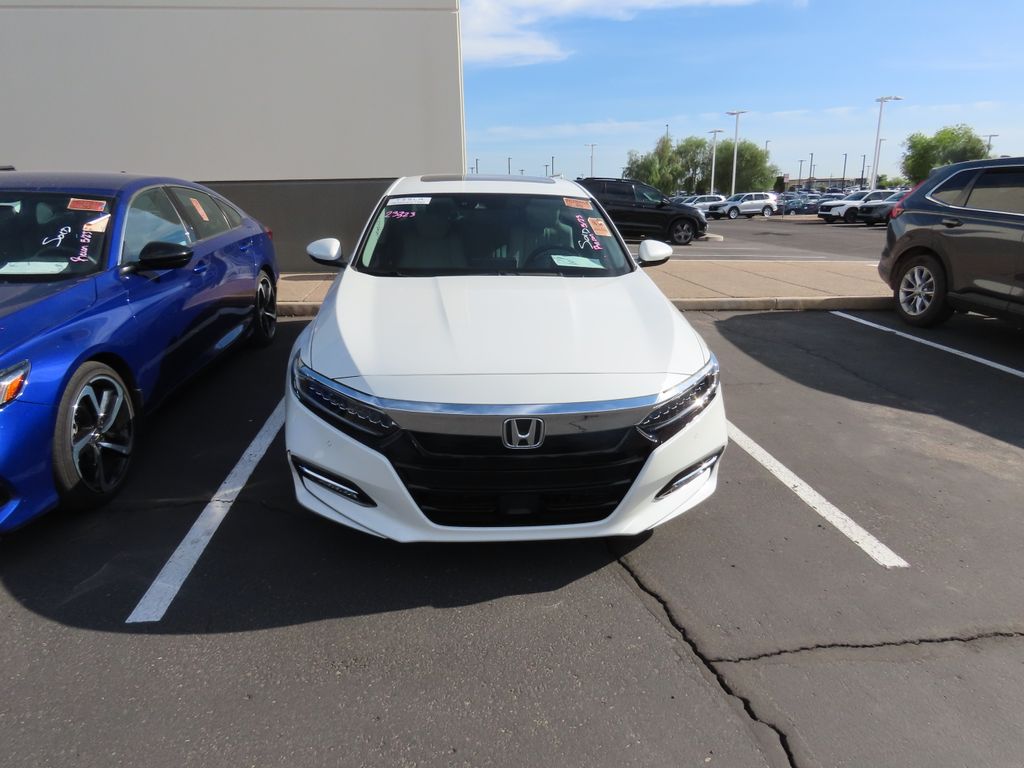 2018 Honda Accord Touring 2