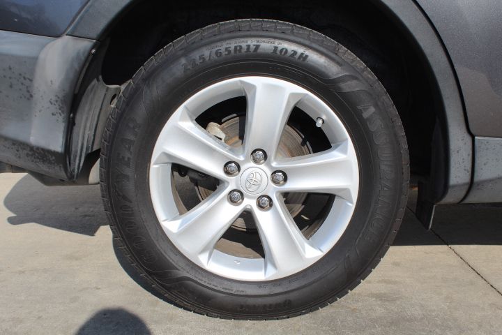 Used Car 2013 Toyota Rav4  Xle For Sale Under $10,000 In Georgetown, Texas
