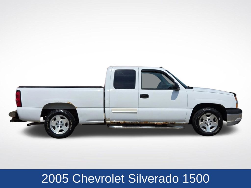 2005 Chevrolet Silverado 1500 LS