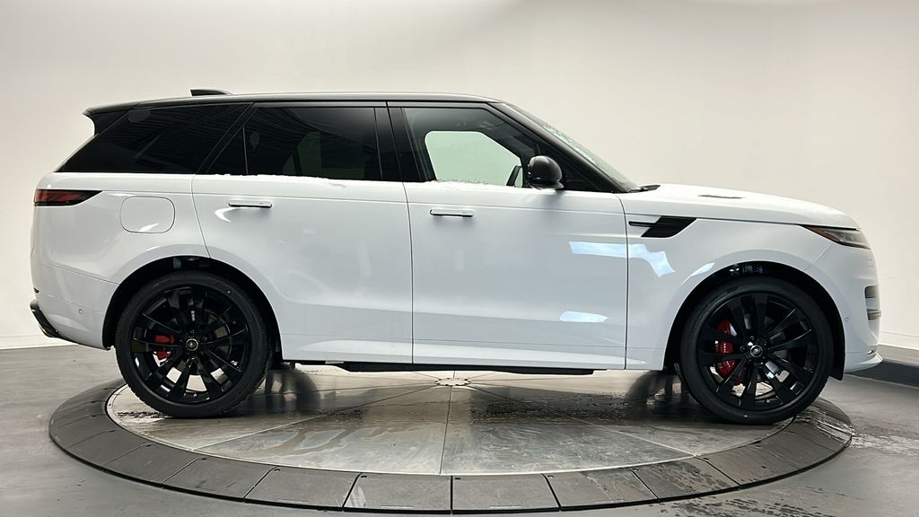 2025 Land Rover Range Rover Sport  6