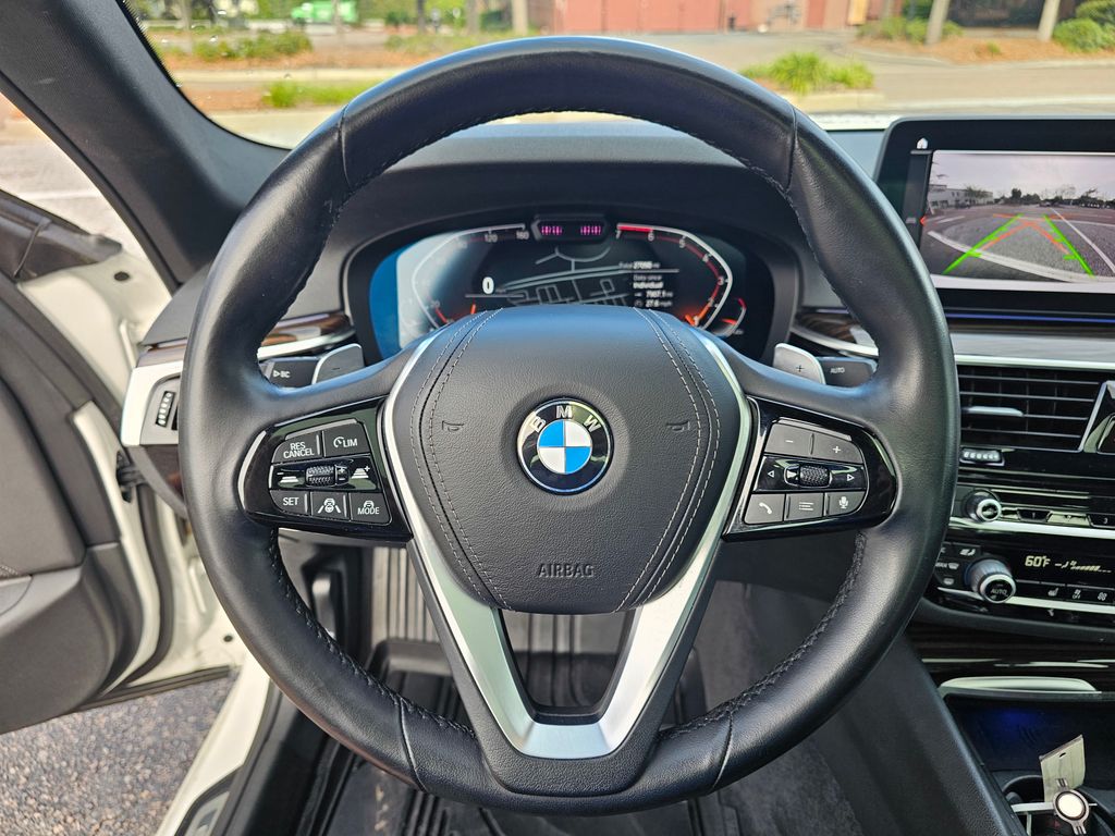 2021 BMW 5 Series 530i xDrive 23