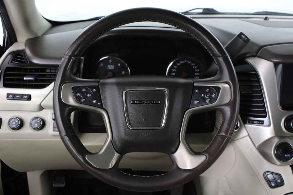 Used 2016 GMC Yukon XL for sale in 