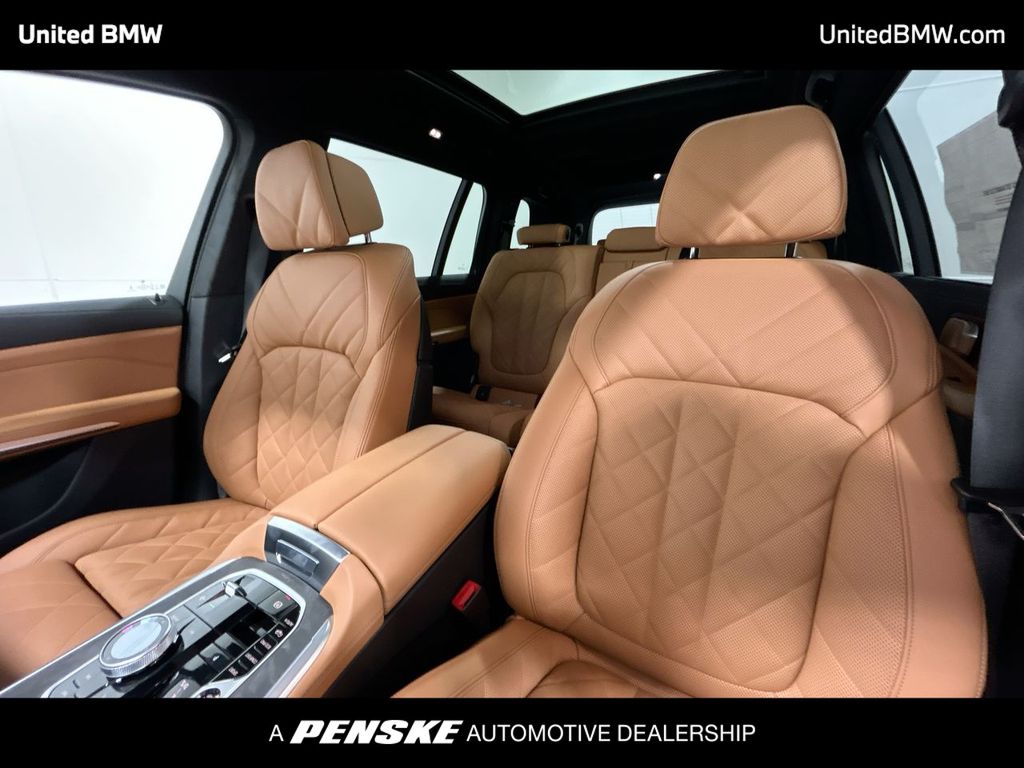 2026 BMW X7 xDrive40i 13
