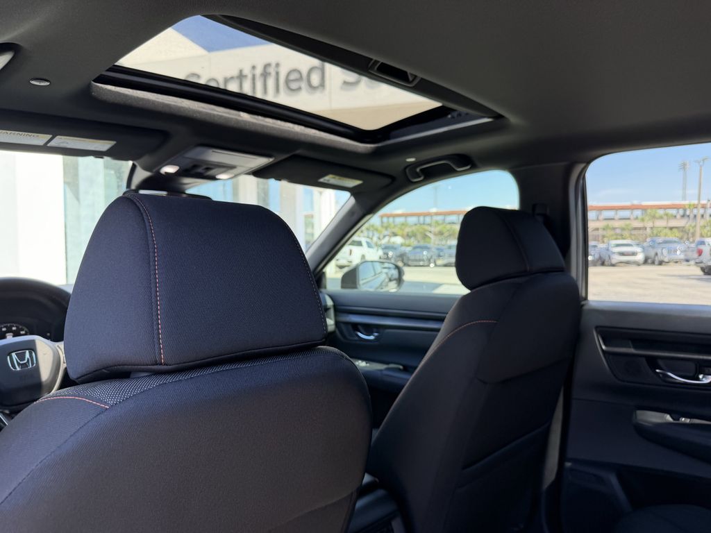 new 2026 Honda CR-V Hybrid car, priced at $40,195