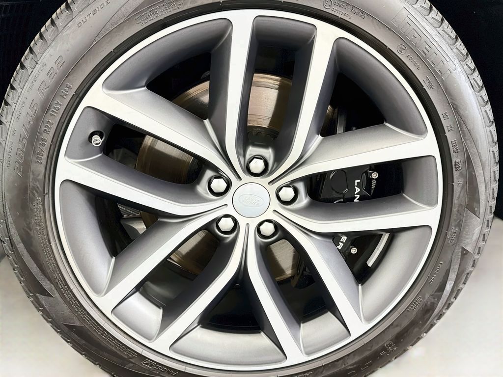 Thumbnail: 2023 Land Rover Range Rover Sport - 30